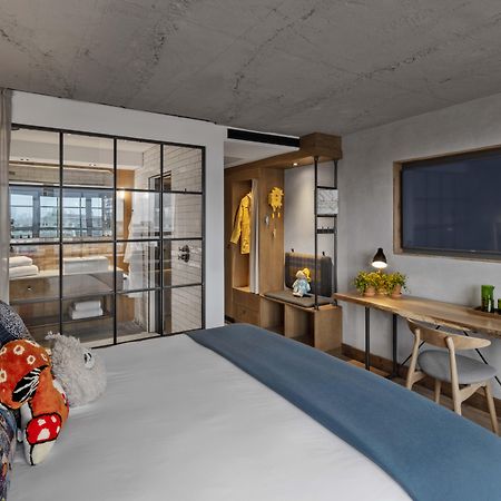 Treehouse Hotel Лондон Экстерьер фото