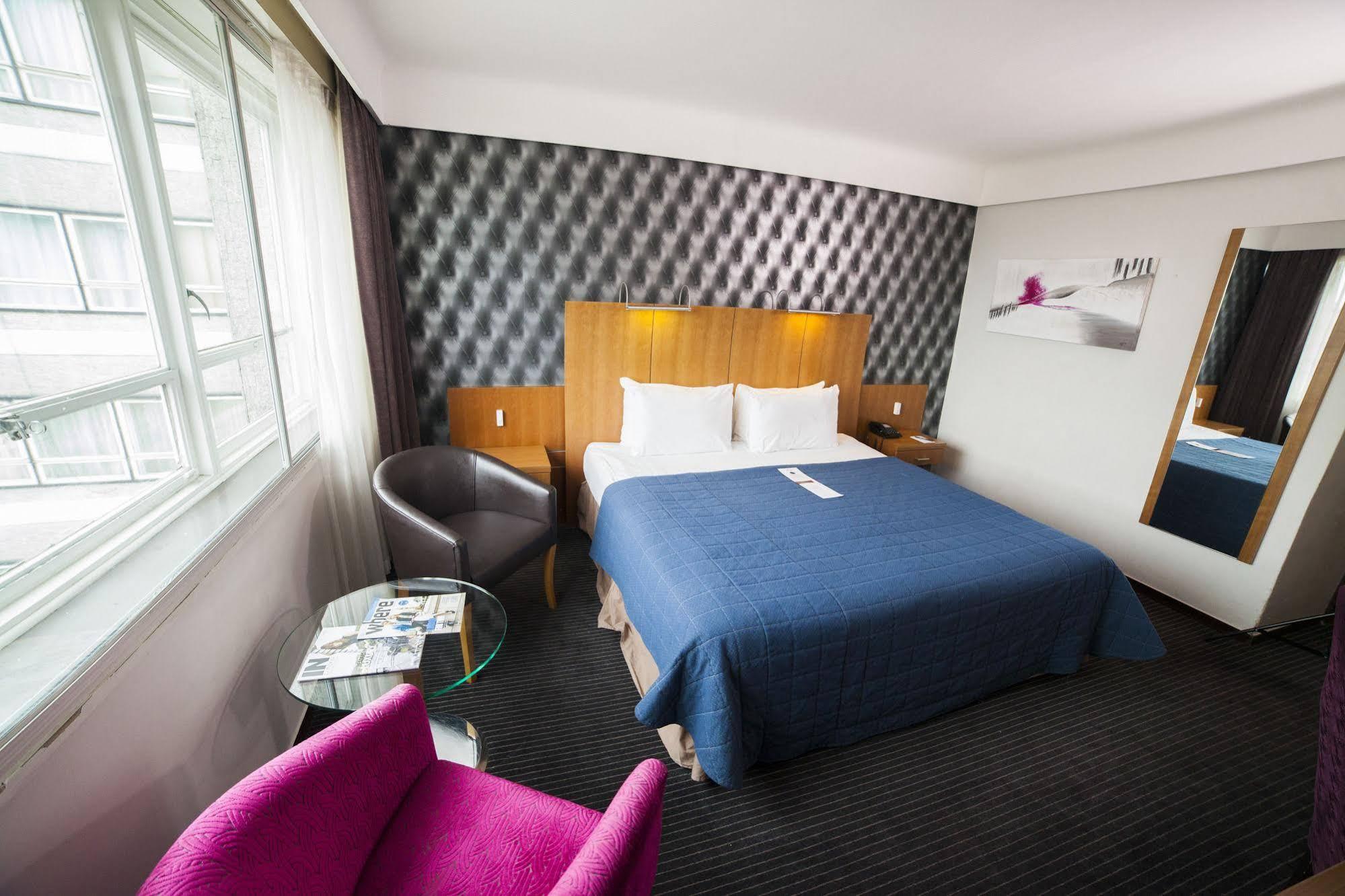 Treehouse Hotel Лондон Экстерьер фото