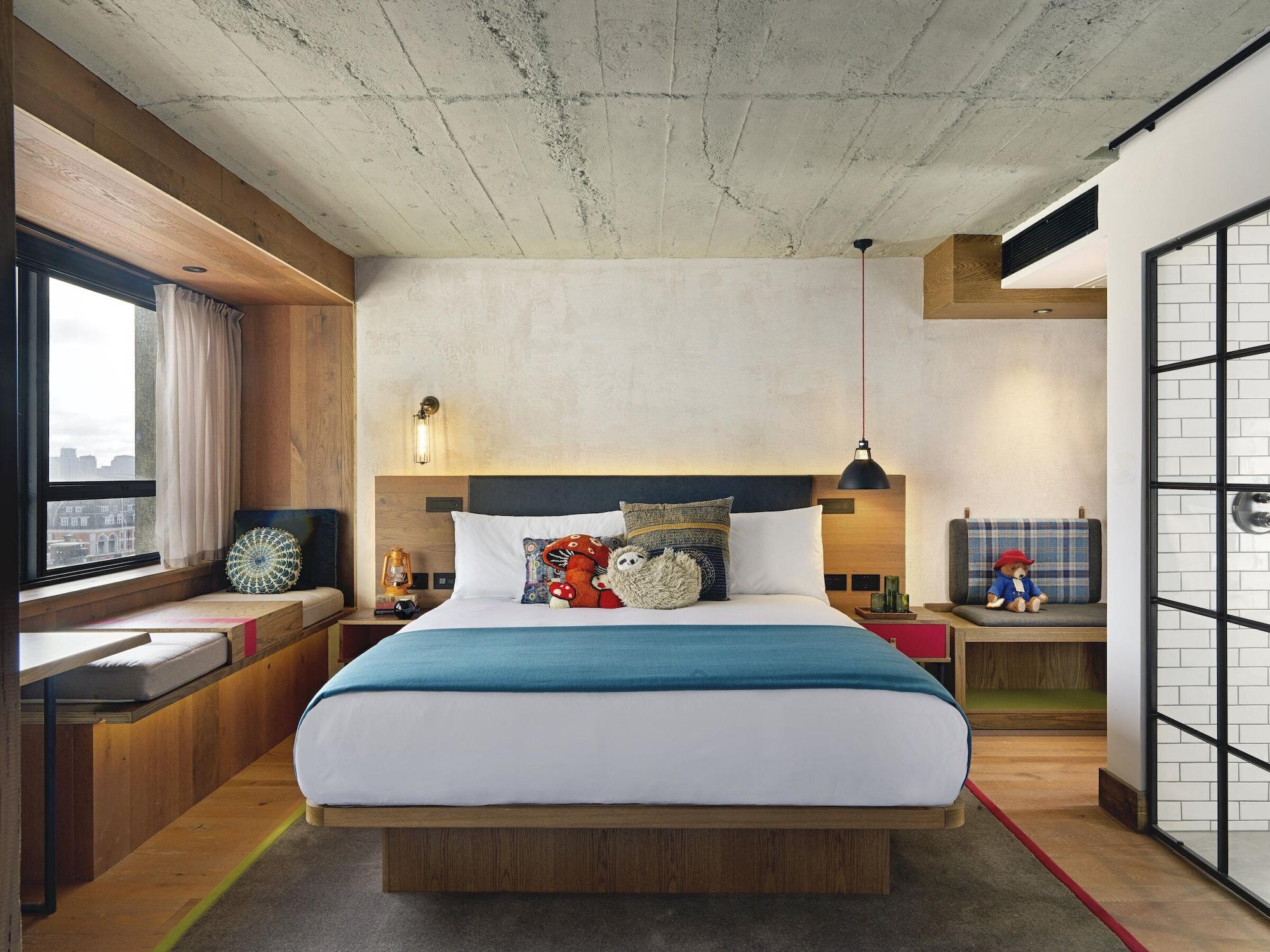 Treehouse Hotel Лондон Экстерьер фото